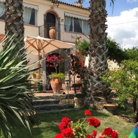 タオルミーナ La Capanna Di Giuseppe E Maria Bed & Breakfast エクステリア 写真
