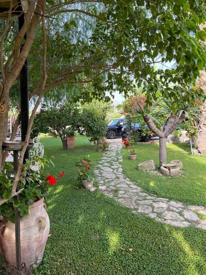 タオルミーナ La Capanna Di Giuseppe E Maria Bed & Breakfast エクステリア 写真