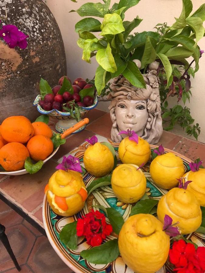 タオルミーナ La Capanna Di Giuseppe E Maria Bed & Breakfast エクステリア 写真