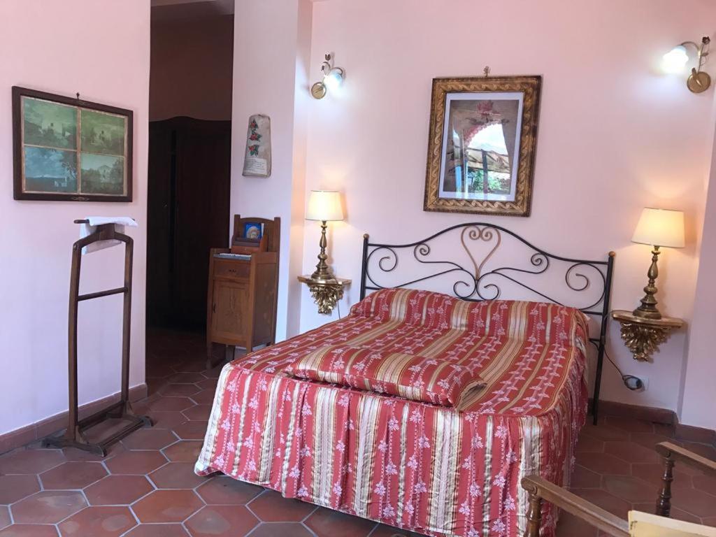 タオルミーナ La Capanna Di Giuseppe E Maria Bed & Breakfast エクステリア 写真
