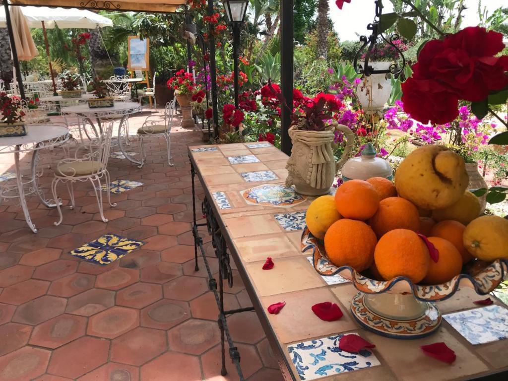 タオルミーナ La Capanna Di Giuseppe E Maria Bed & Breakfast エクステリア 写真
