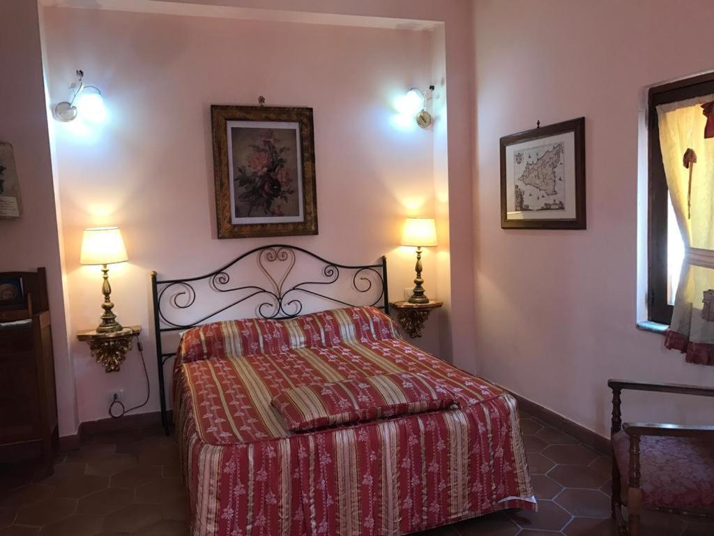 タオルミーナ La Capanna Di Giuseppe E Maria Bed & Breakfast エクステリア 写真