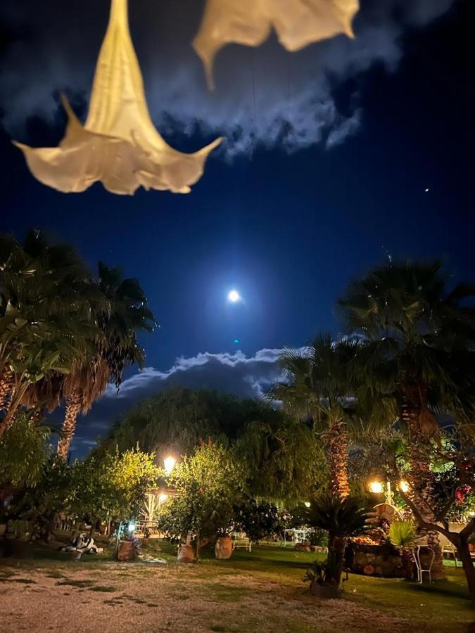 タオルミーナ La Capanna Di Giuseppe E Maria Bed & Breakfast エクステリア 写真
