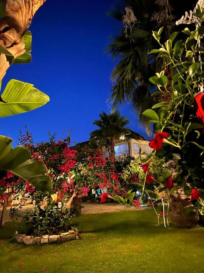 タオルミーナ La Capanna Di Giuseppe E Maria Bed & Breakfast エクステリア 写真