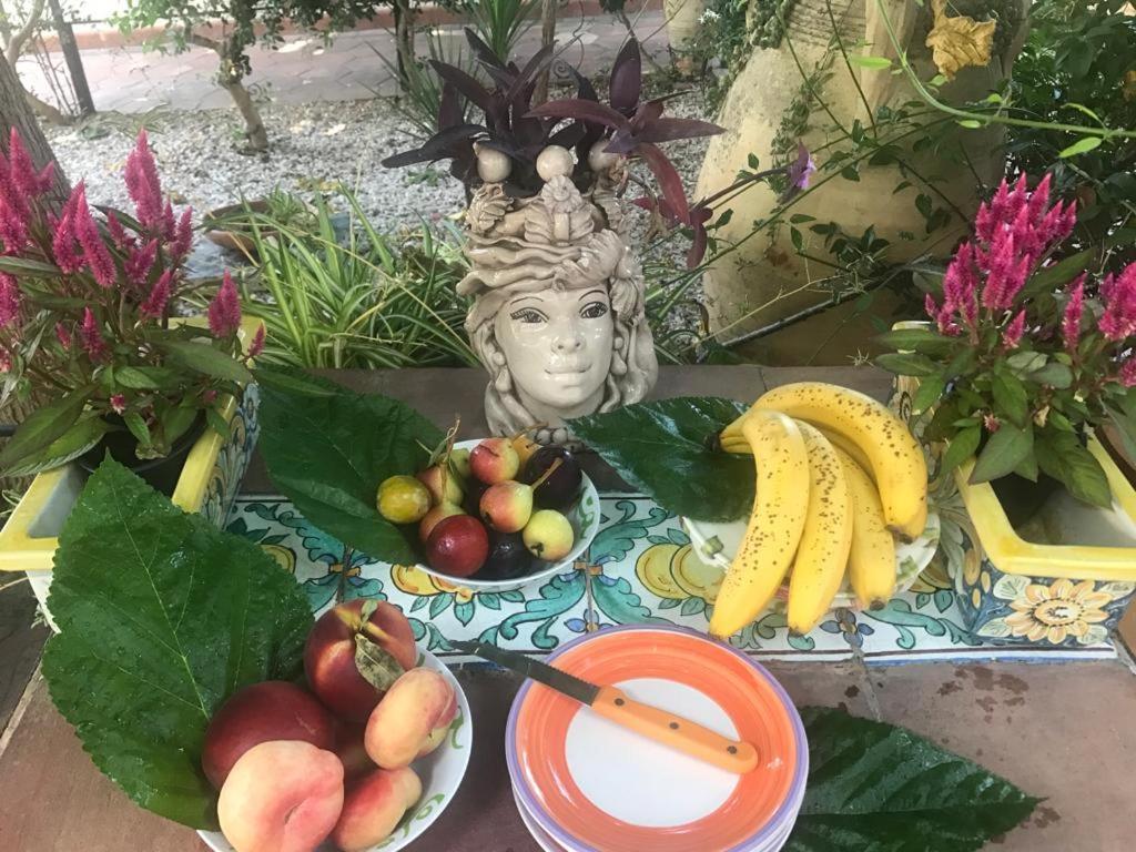 タオルミーナ La Capanna Di Giuseppe E Maria Bed & Breakfast エクステリア 写真