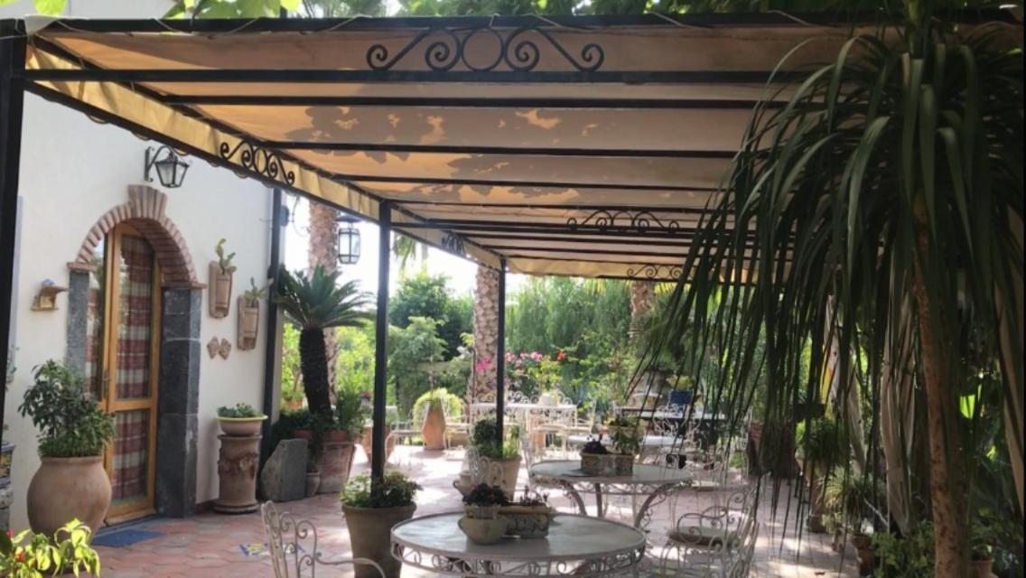タオルミーナ La Capanna Di Giuseppe E Maria Bed & Breakfast エクステリア 写真